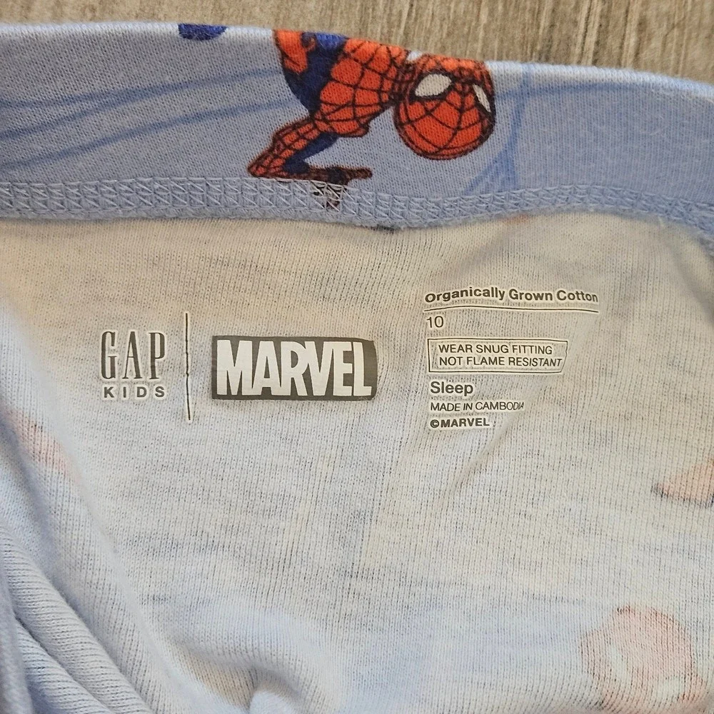 GAP kids marvel